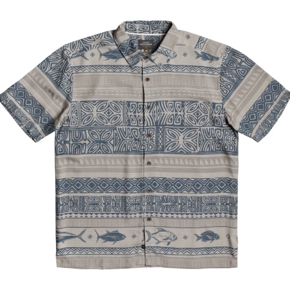 Quiksilver Men's Blue and Beige Patterned Short-Sleeve Button-Down Shirt